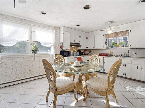 5th image of 23 Greenhill Ave