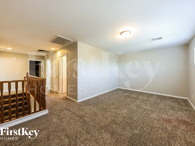 15608 N 172nd Ln — Photo 14