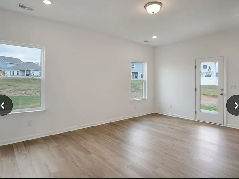 236 Summerlin Dr — Photo 21