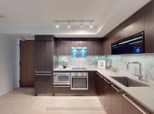 70 Queens Wharf Rd #508, Toronto, ON M5V 0J2