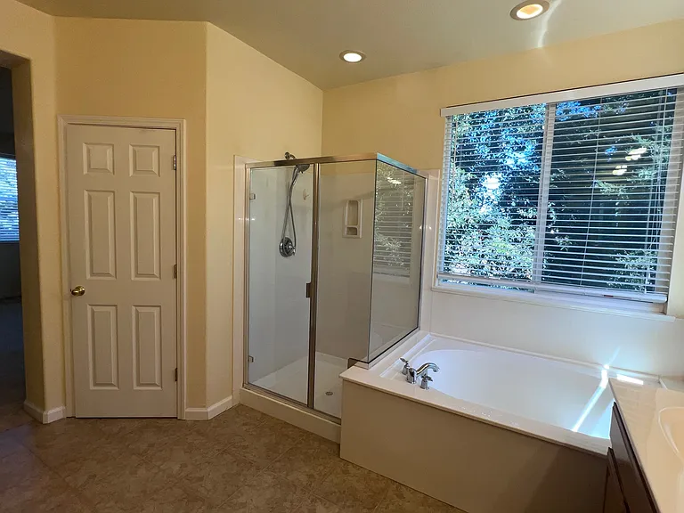 771 Cathedral Way — Photo 38