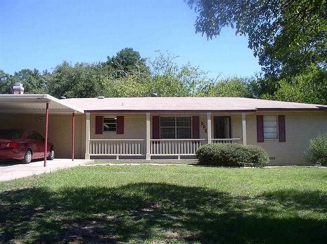 1st image of 302 Northwest Dr