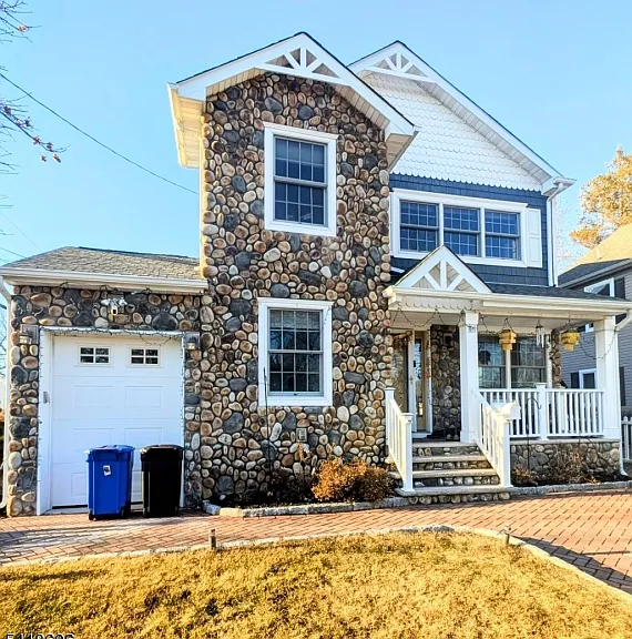 385 Allentown Rd — Photo 1