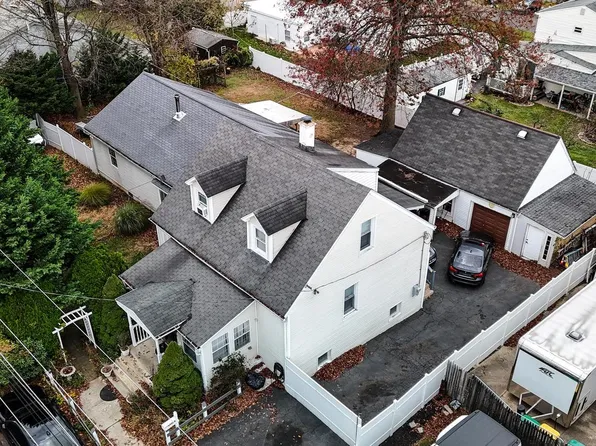 3866 Spruce Ave, Feasterville, PA 19053