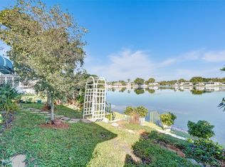 3021 Lakeshore Dr, Fort Lauderdale, FL 33312
