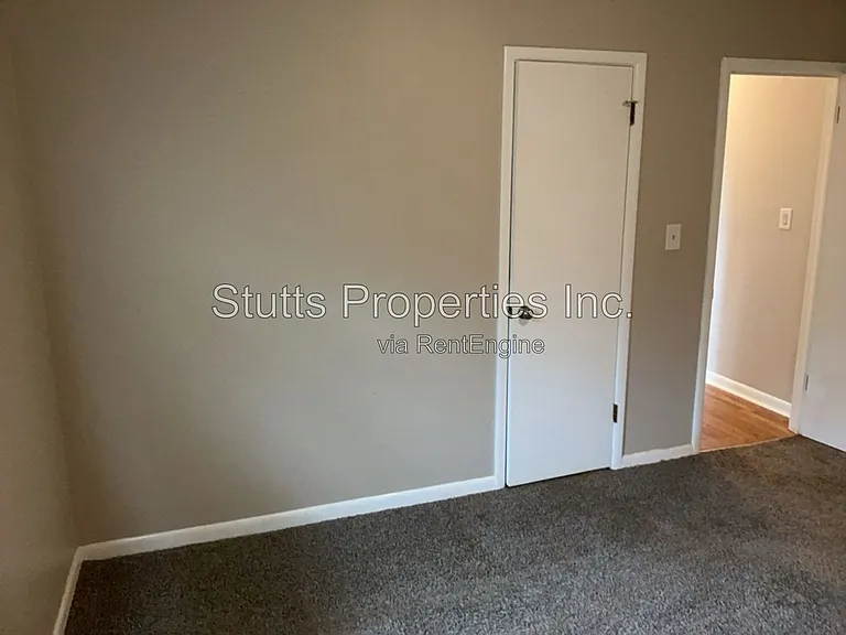 906 King Ave — Photo 14