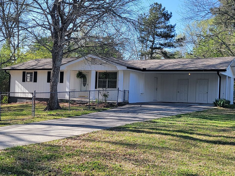 1st image of 118 Meadows Ct