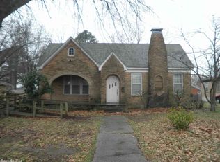 516 N Market St, Benton, AR 72015