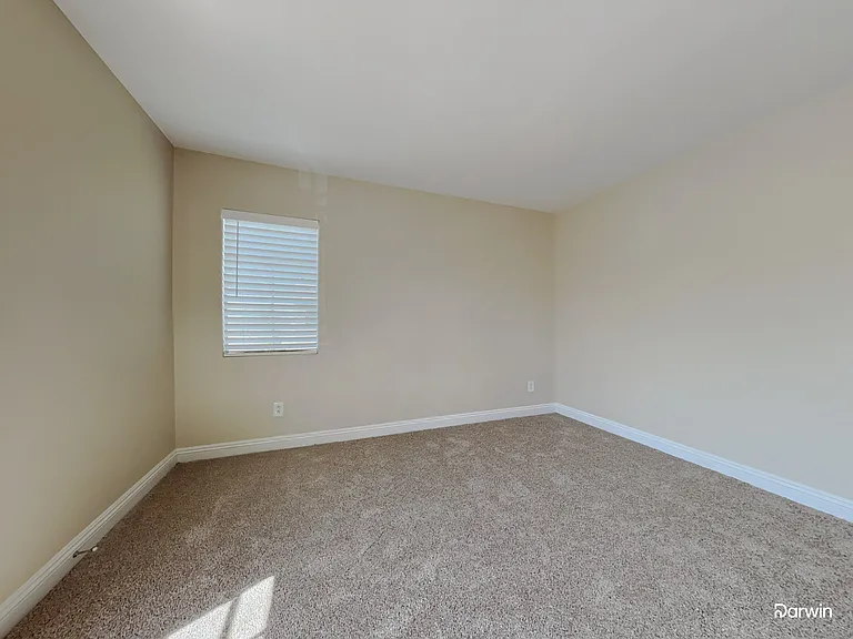 9436 Liquid Loco St — Photo 12