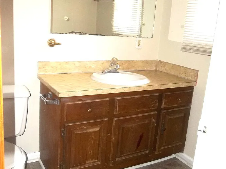 4024 Rosehaven Dr — Photo 10