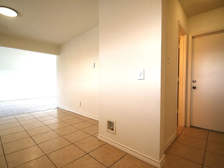 5036 Diaz Ave — Photo 7