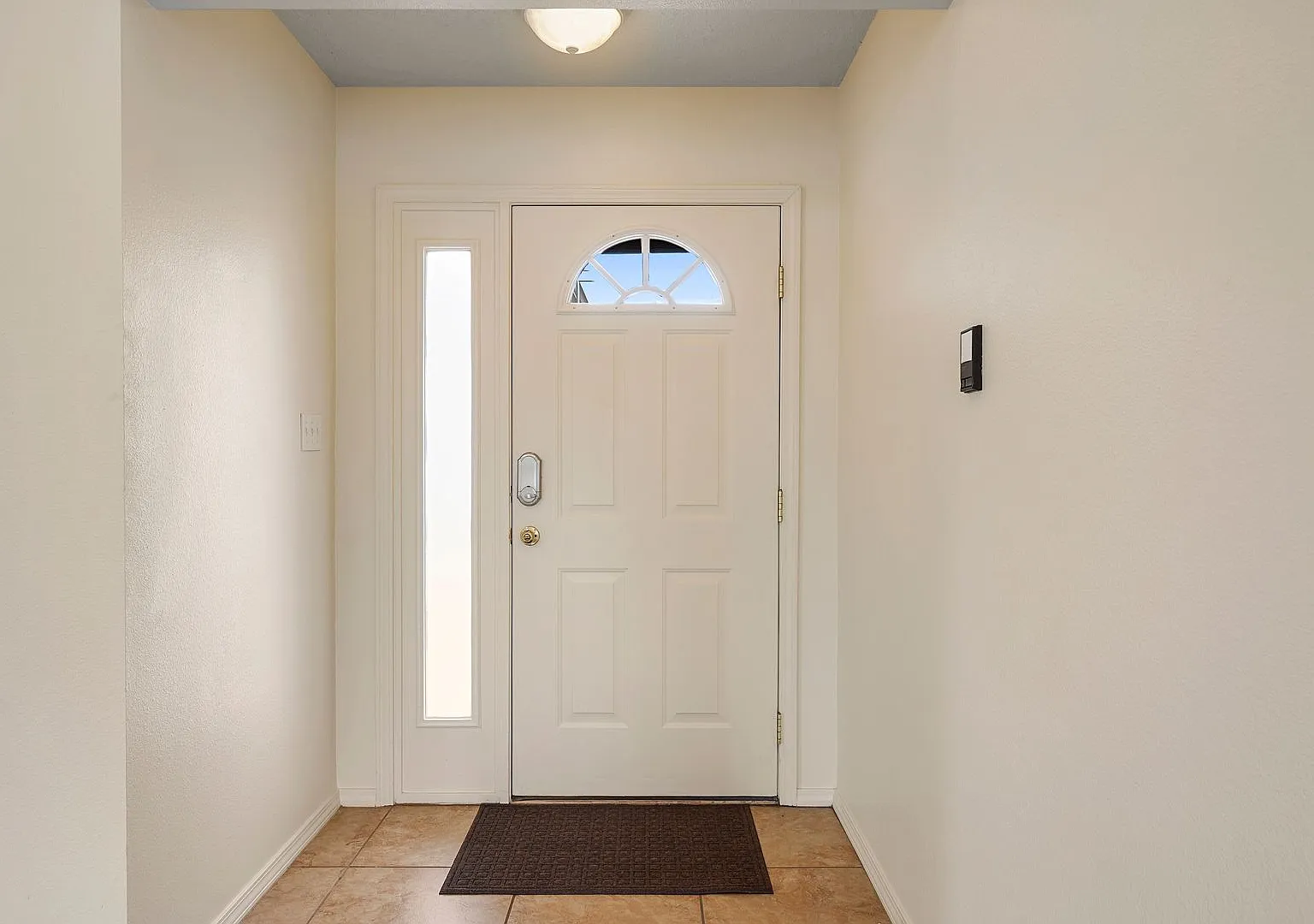 For Rent | 3 Bed / 2 Bath | 1-Car Garage | Rio Rancho | Large Backyard — Photo 4