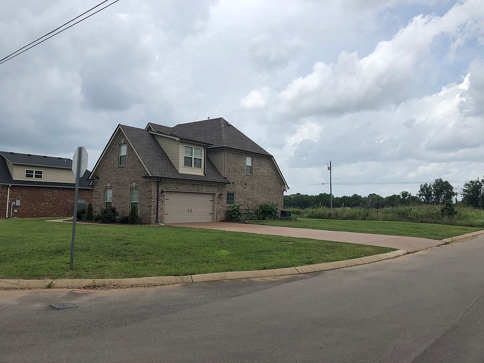 330 Burton Farms Dr Smyrna TN Zillow