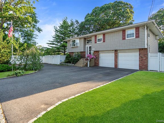 3rd image of 1296 Oak Avenue