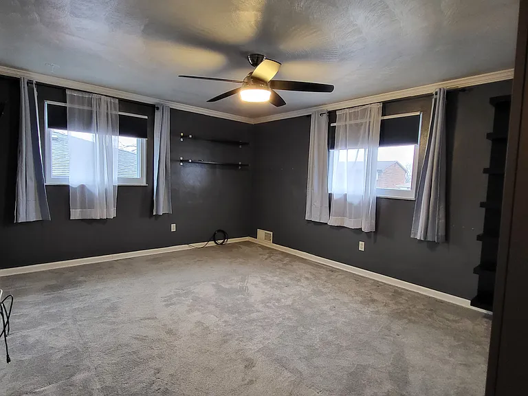 2128 Carolina Ave — Photo 12