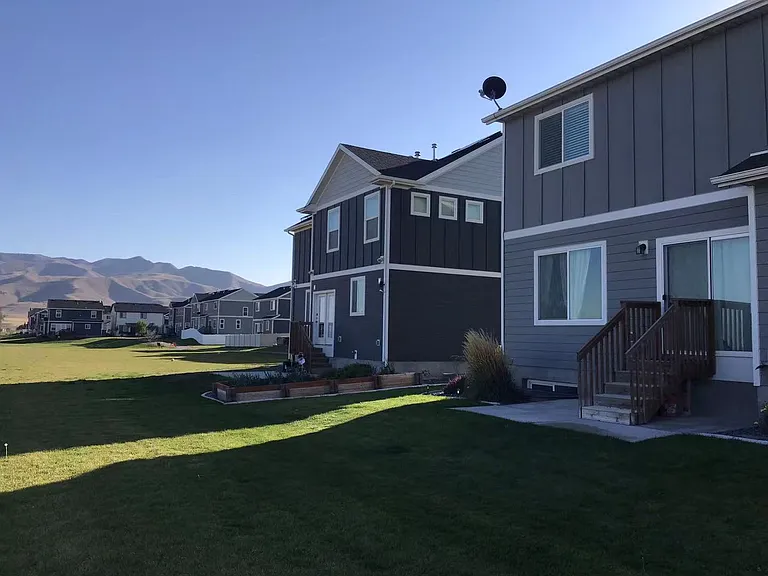 7834 N Red River Dr — Photo 15