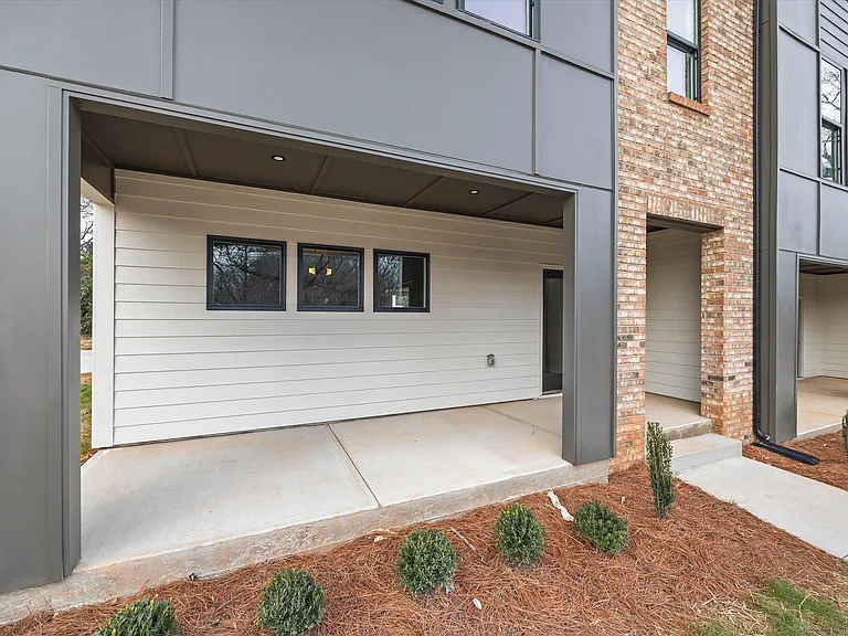 401 Lee St — Photo 12