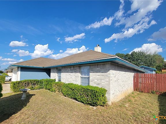 2nd image of 3906 Roundrock Dr