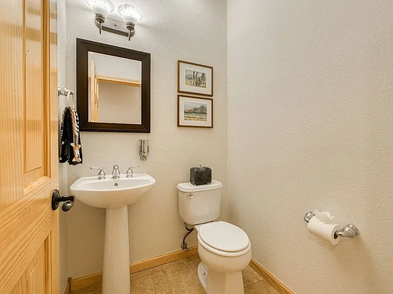 10559 Sara Bear Ln — Photo 26