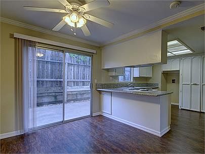 5th image of 3105 Garden Cir #1