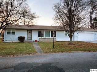 2305 Ranchland Dr, Quincy, IL 62301