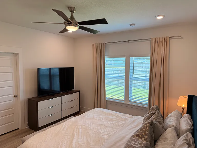 218 Lyla Ln — Photo 9