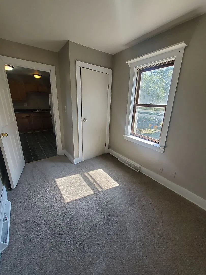 238 N 36th St - 3529 W Mt Vernon Ave (Duplex) — Photo 4