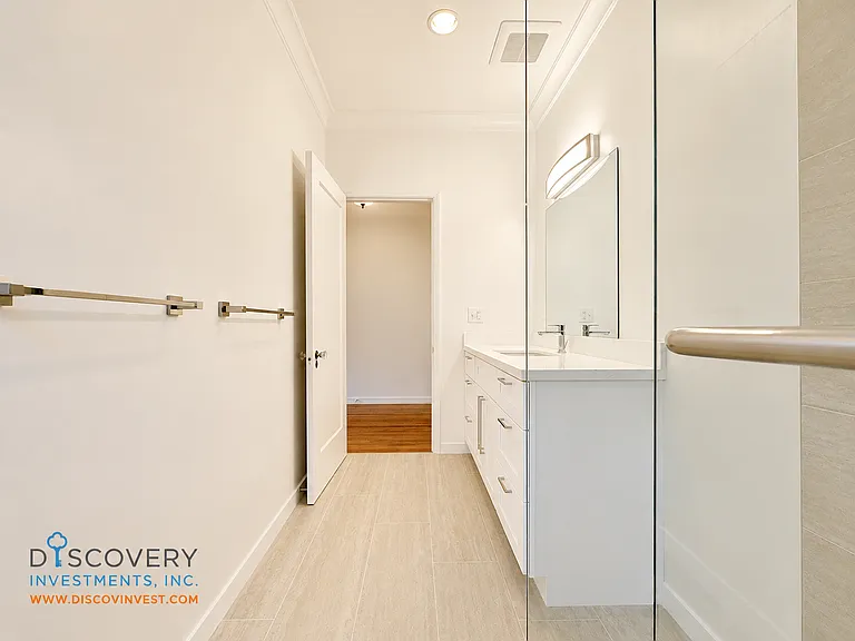 2301 Virginia St #3 — Photo 9