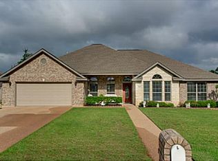 3813 Williams Bnd, Bryan, TX 77808