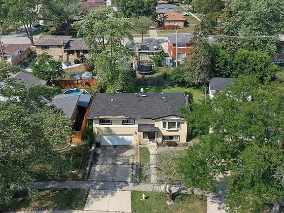 3rd image of 101 Peyton Dr