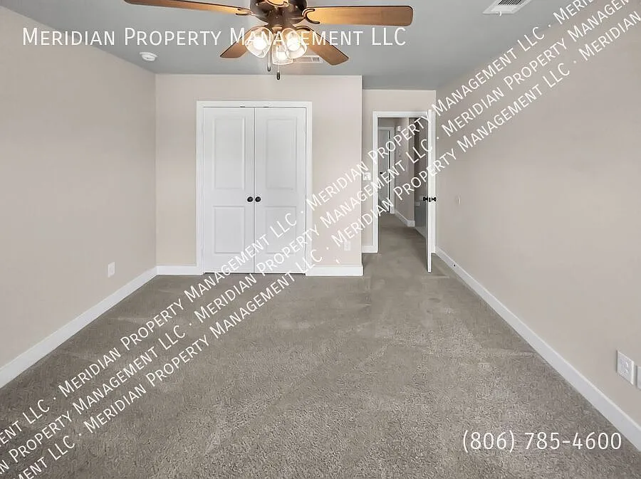 Spacious 3/2/2 Home in southwest Lubbock, Frenship ISD — Photo 4