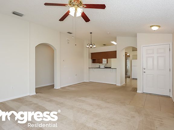 4th image of 11744 Lynmoor Dr