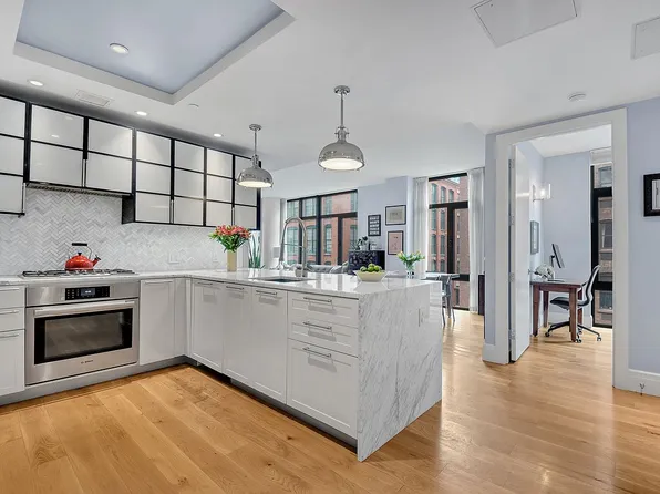 47 Bridge St APT 3C, Brooklyn, NY 11201