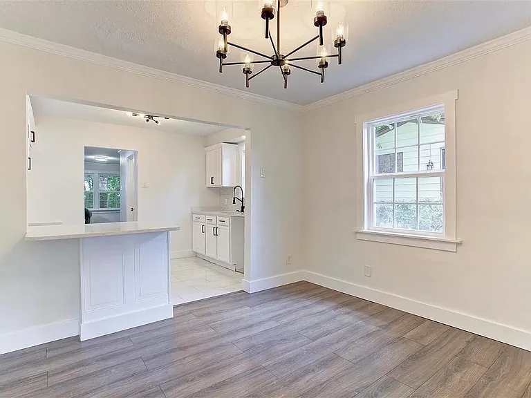 2144 Alameda Ave — Photo 7