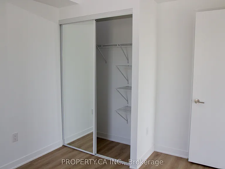 10 Oak St #1904 — Photo 8