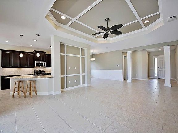 5th image of 21292 Estero Vista Ct