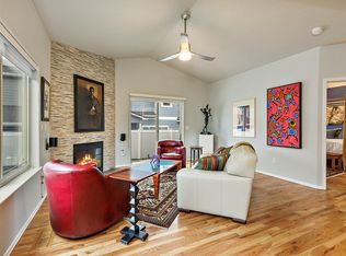 340 Meadow Dr, Ashland, OR