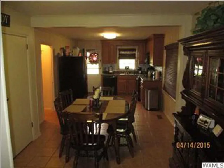 8 Lakeview — Photo 2