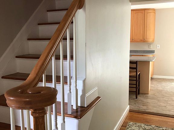 2nd image of 9560 Pine Cluster Cir