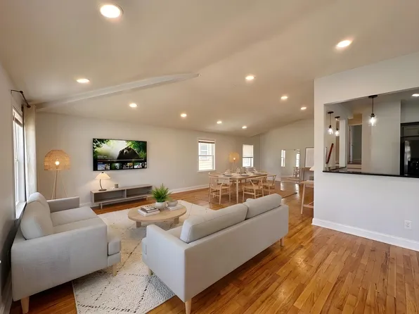 424 Jefferson Ave #3, Staten Island, NY 10306