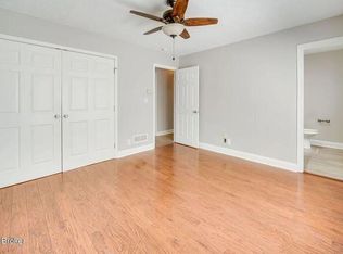 6314 Six Mile Ln, Louisville, KY 40218