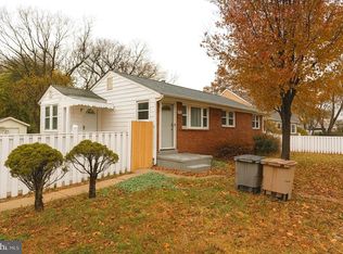 402 N Horners Ln, Rockville, MD 20850