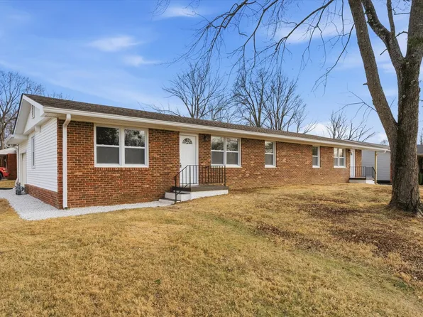 38 Kirby Ln #38, Belleville, IL 62223