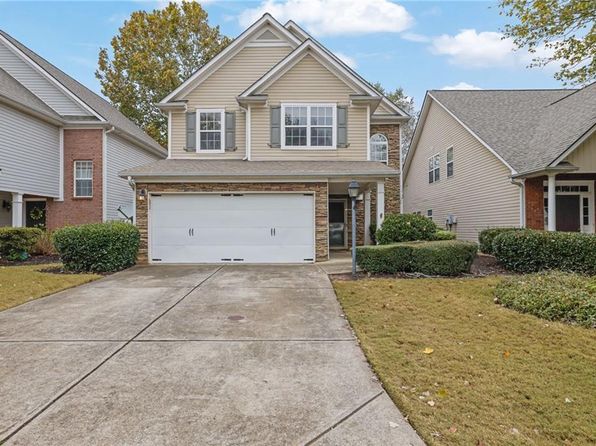 2120 Highland Gate Dr