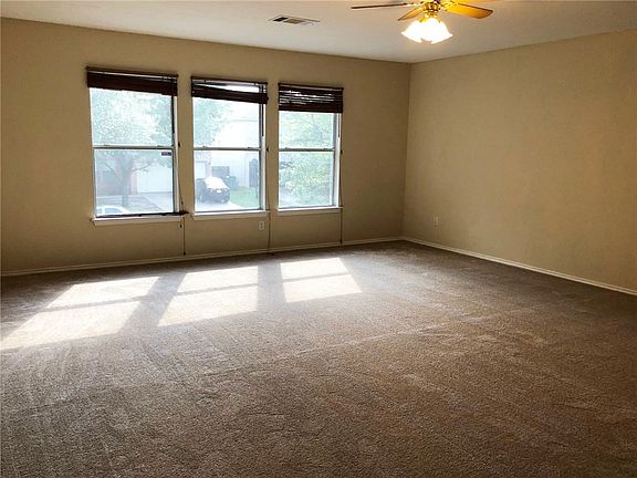 5th image of 2614 Byfield Dr