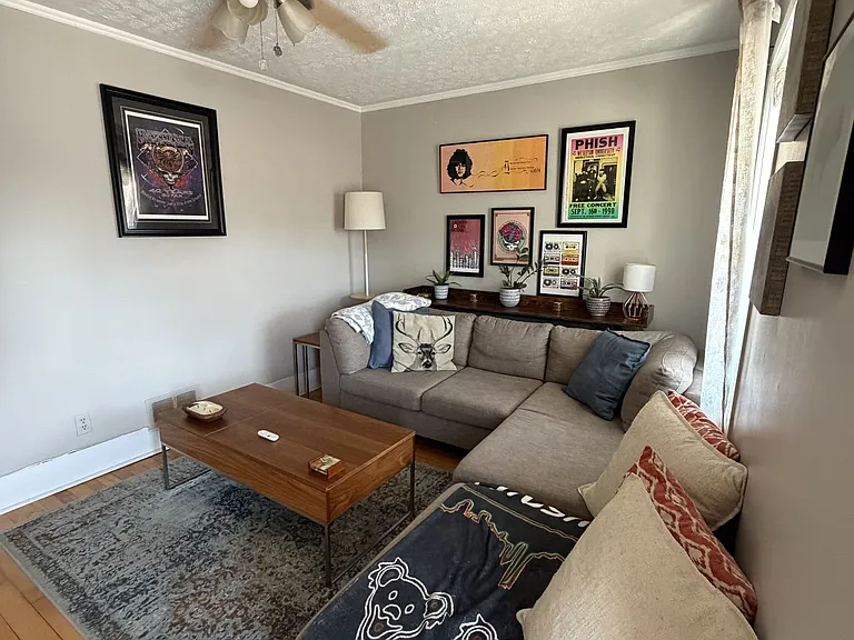 315 Parkdale Ave #B — Photo 5