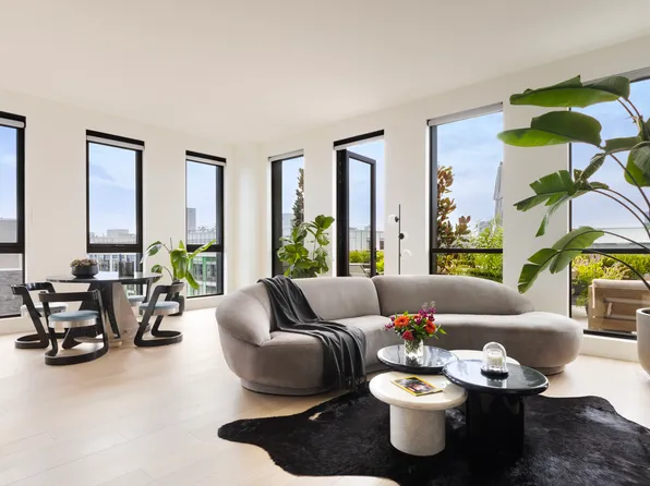 215 North Tenth Street image 1 of 15