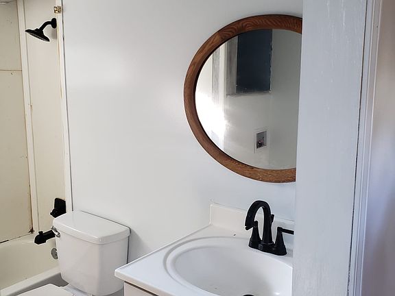 4th image of 800 Denton Blvd NW #5