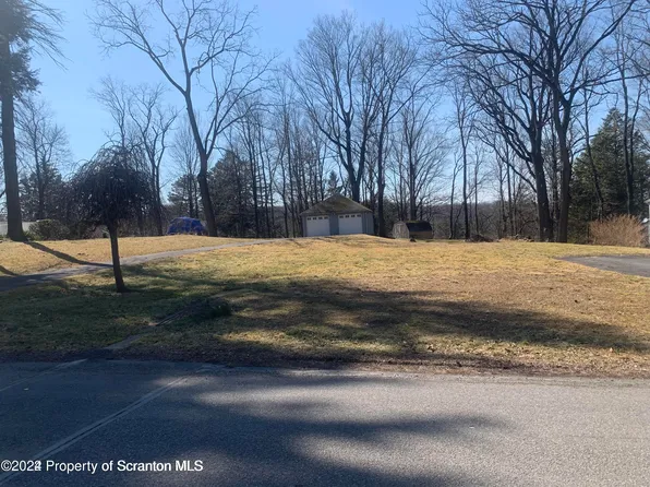 313 Columbia Ave, Clarks Summit, PA 18411