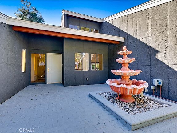 3rd image of 27411 Santa Fe St
